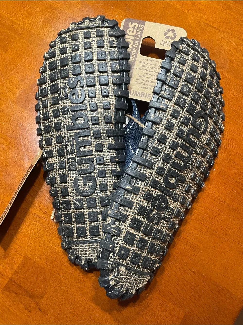Gumbies navy white